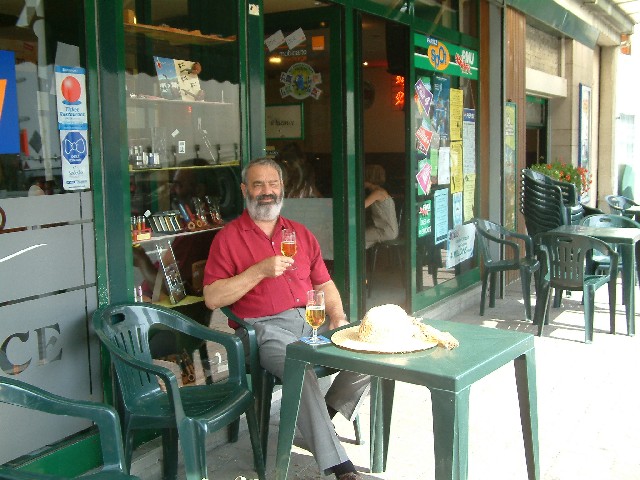 A beer in Pont Saint Pierre.