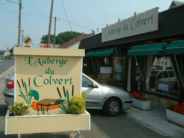 Lunch in Mareuil Caubert, near Abbeville. 28 August.