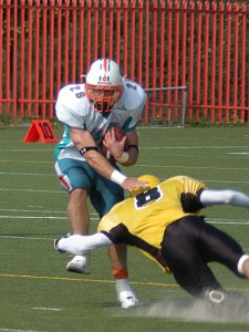 Duncan French slips the tackle